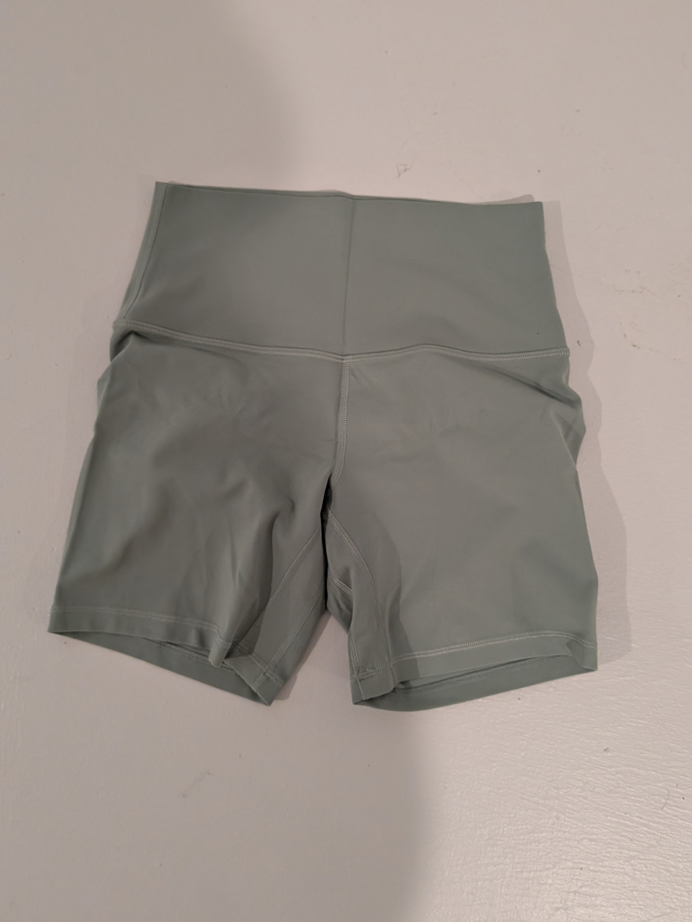 lululemon athletica High-Rise Bike Shorts - Sage Green